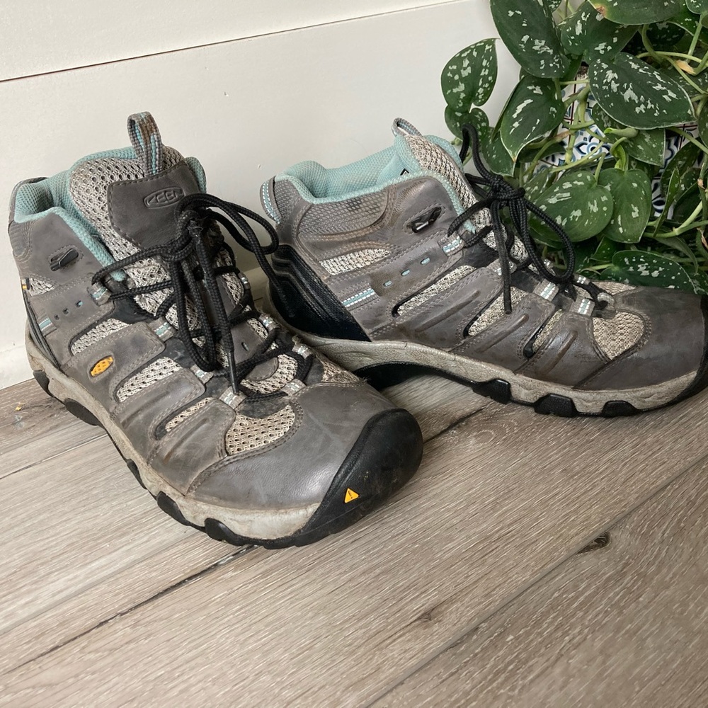 Keen Koven Mid Waterproof Hiking Boots